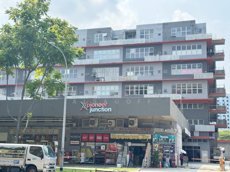 Pioneer Junction, 3 Soon Lee Street, 1,507 sqft, Factory / Workshop (B2) For Sale, by Sharifah M Alsagoff, 60068045 - Exterior - CommercialGuru.com.sg