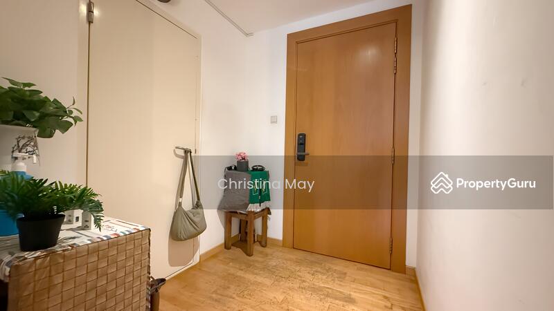 Foyer & Bombshelter