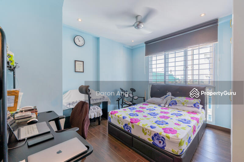 Spacious Common Room - #PropertyPartners
