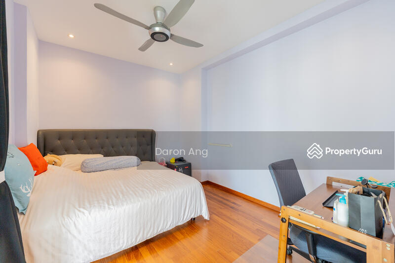 Spacious Master Room - #PropertyPartners