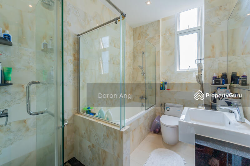 Master Bath - #PropertyPartners