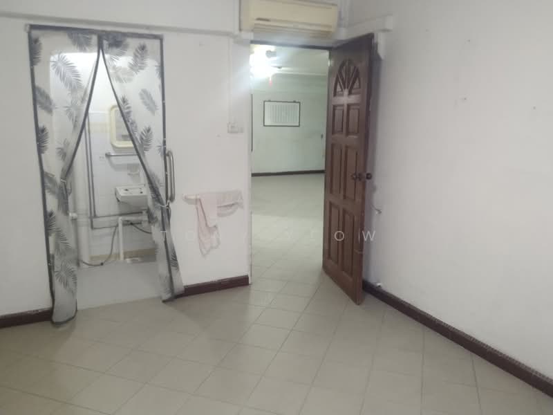 408 Sin Ming Avenue, 408 Sin Ming Avenue, 3 Bedrooms, 1,290 sqft, HDB Flat For Sale, by Tony Yeow, 60068302 - Bathroom - PropertyGuru.com.sg
