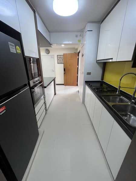 187B Fengshan GreenVille, 187B Bedok North Street 4, Room Rental, 180 sqft, HDB Flat For Rent, by KY Tan, 60068350 - Kitchen - PropertyGuru.com.sg