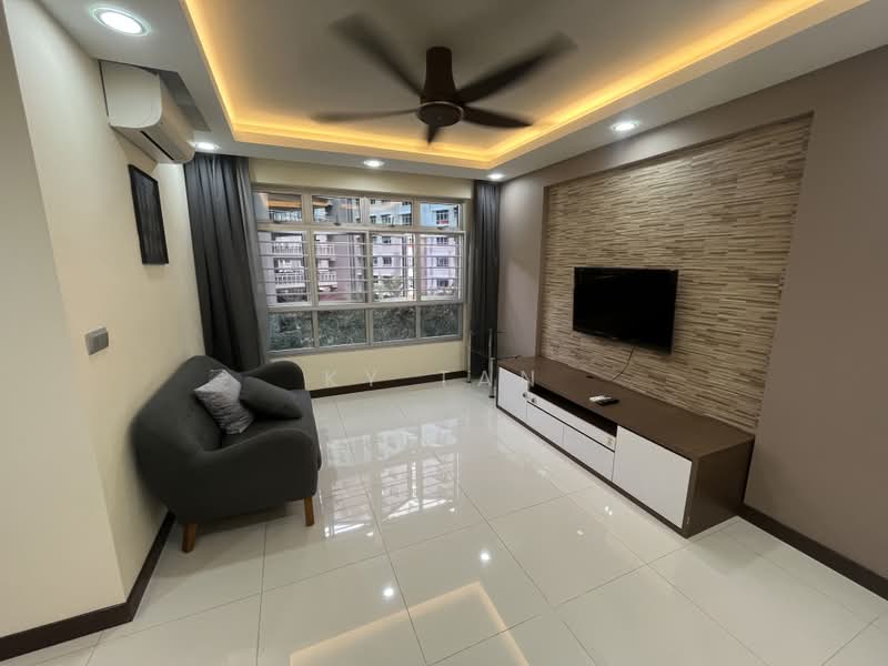 187B Fengshan GreenVille, 187B Bedok North Street 4, Room Rental, 180 sqft, HDB Flat For Rent, by KY Tan, 60068350 - Living Room - PropertyGuru.com.sg
