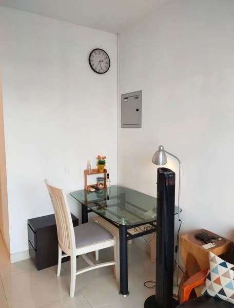 Centra Studios, 25 Lorong 25 Geylang, 1 Bedroom, 484 sqft, Apartment For Rent, by Nick Lee, 60068410 - Interior - PropertyGuru.com.sg