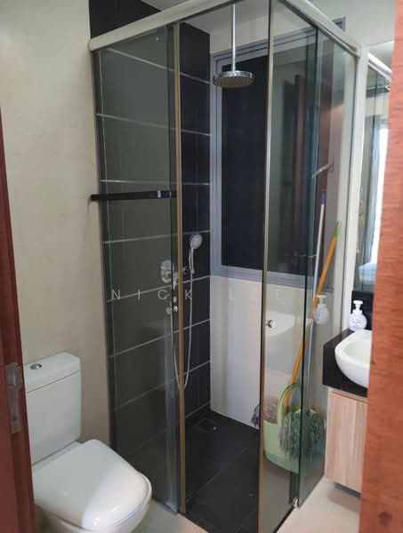 Centra Studios, 25 Lorong 25 Geylang, 1 Bedroom, 484 sqft, Apartment For Rent, by Nick Lee, 60068410 - Bathroom - PropertyGuru.com.sg