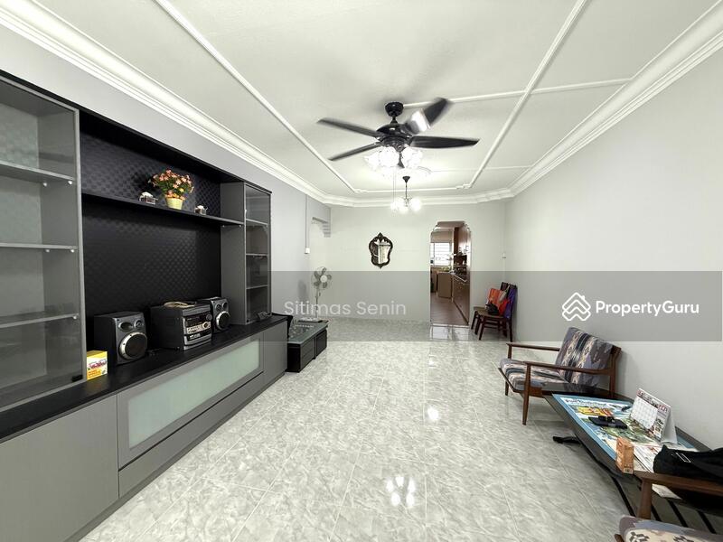 For Rent - 825 Yishun Street 81