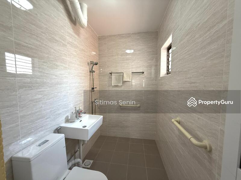 For Rent - 825 Yishun Street 81