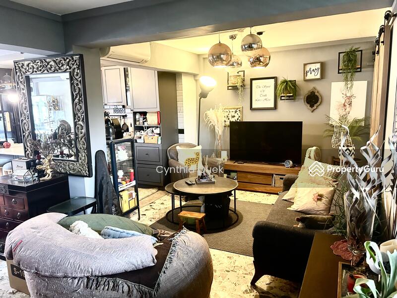 Cozy Living Room 