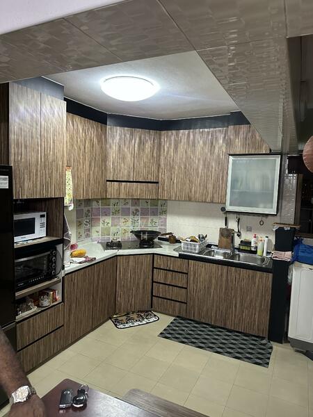 290 Bishan Street 24, 290 Bishan Street 24, 3 Bedrooms, 1,300 sqft, HDB Flat For Rent, by Steve Ng Chih Wei, 60068495 - Kitchen - PropertyGuru.com.sg