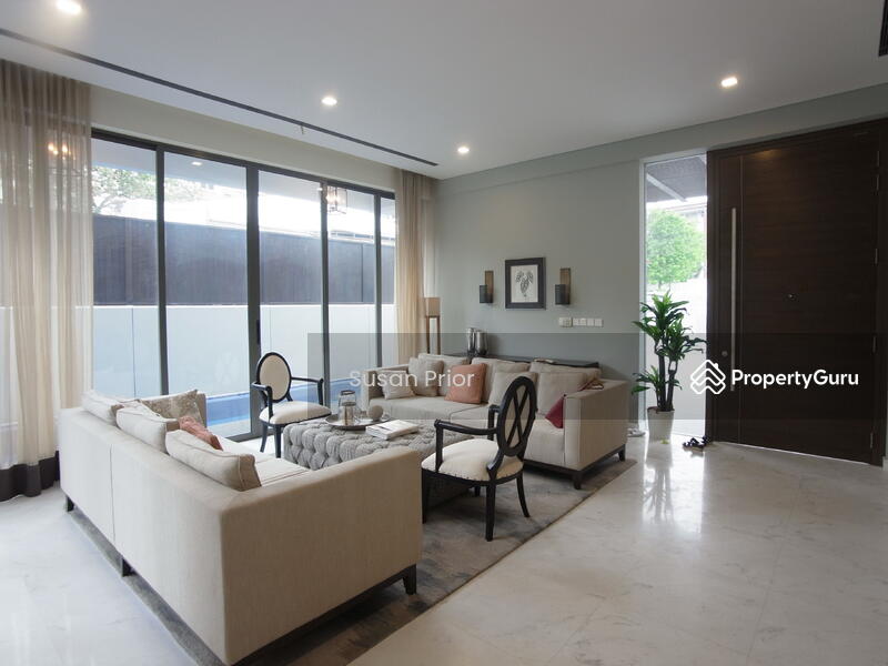 For Sale - Toh Drive - Designer Decor 5+1 Semi / Lap Pool