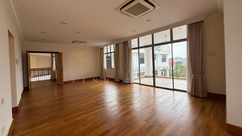 BR 2 with Ensuite Bathroom