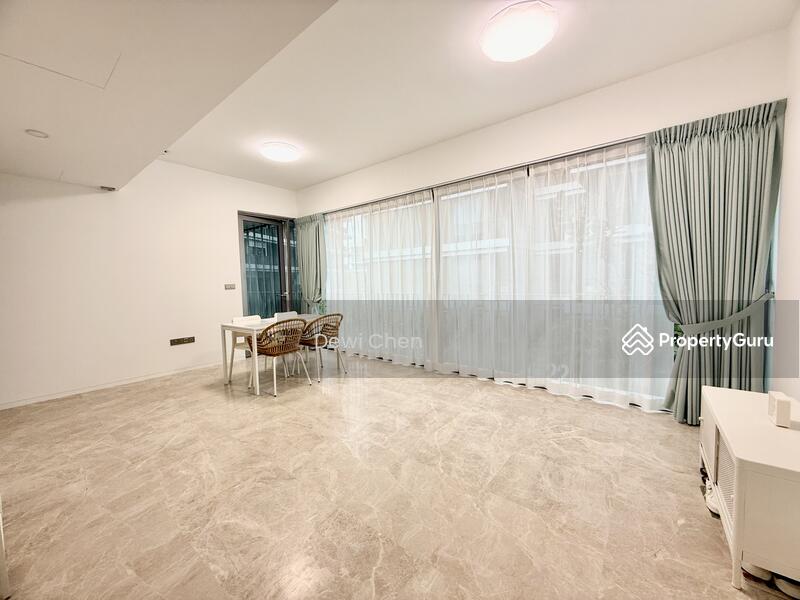 For Sale - The Reef at King's Dock