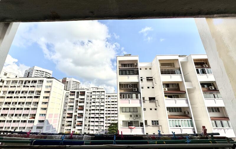 For Sale - 122 Bukit Batok Central