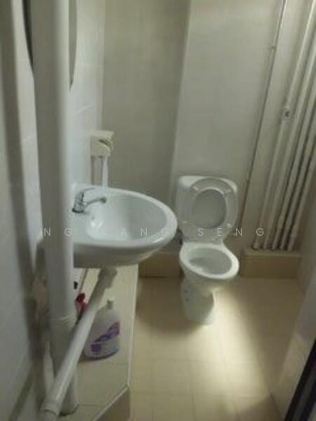 10 Selegie Road, 10 Selegie Road, Room Rental, 100 sqft, HDB Flat For Rent, by Ng Kang Seng, 60069229 - PropertyGuru.com.sg