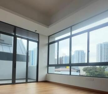 For Rent - Beautiful Terrace For Rent on East Coast Ave