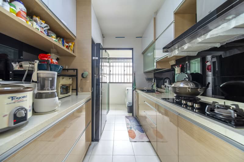 266A Punggol Way HDB Flat For Sale at S$ 880,000 | PropertyGuru Singapore - Kitchen