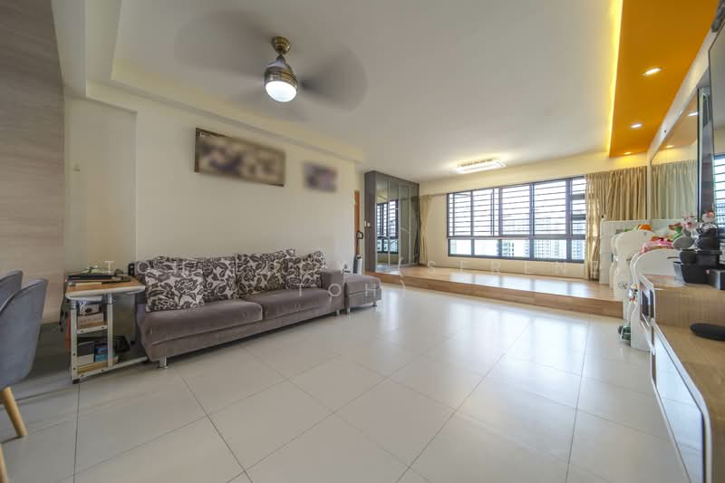 266A Punggol Way HDB Flat For Sale at S$ 880,000 | PropertyGuru Singapore - Living Room