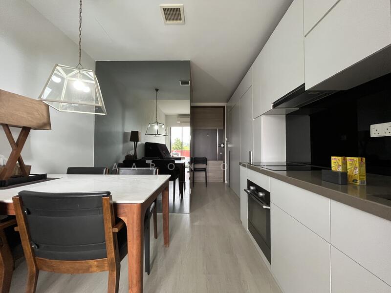 Suites De Laurel, 2 Jalan Anak Bukit, 2 Bedrooms, 646 sqft, Condominium For Rent, by Aaron Oon, 60069301 - Kitchen - PropertyGuru.com.sg