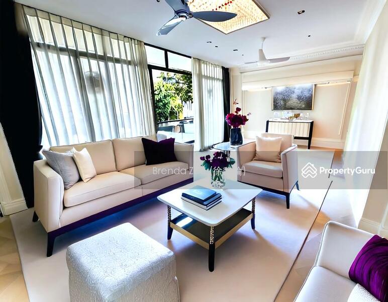 FOR RENT, Modern Detached with Pool (photos are for illustration only)