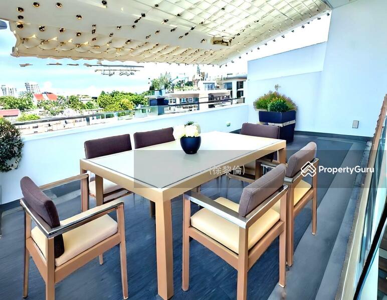FOR RENT, Modern Detached with Pool (photos are for illustration only)