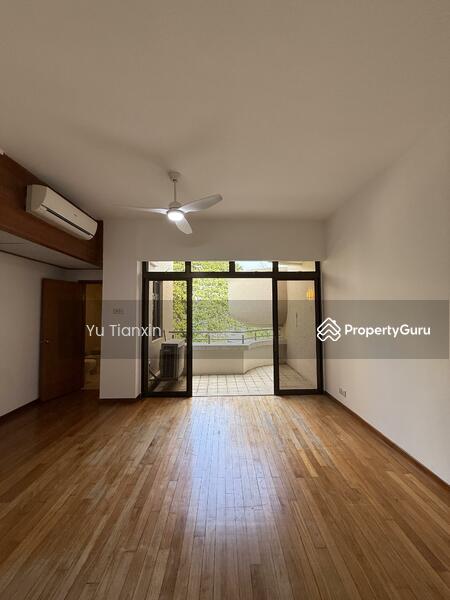 Master Bedroom (Ensuite)