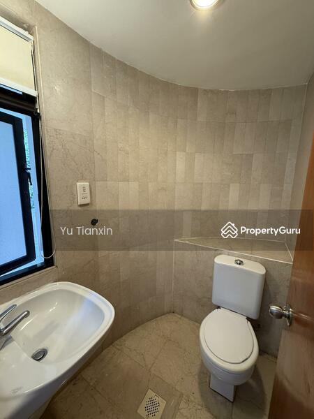 Level 1 Bathroom