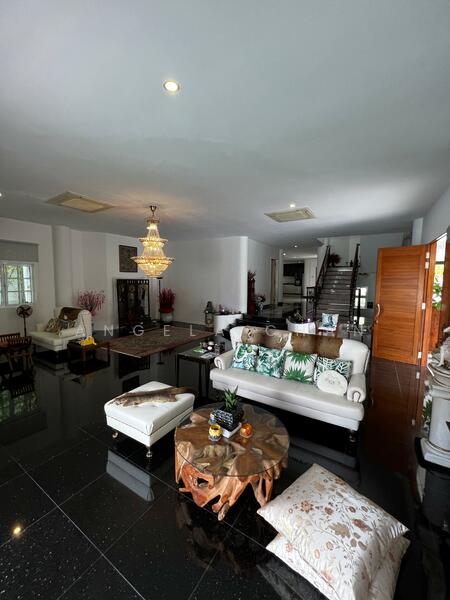 JALAN SENANDONG, Jalan Senandong, 5 Bedrooms, 8,300 sqft, Good Class Bungalow For Sale, by Angela Chan, 60069425 - Living Room - PropertyGuru.com.sg