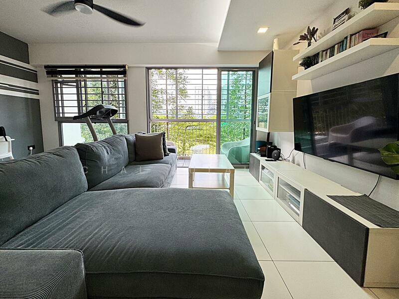 271B Punggol Walk, 271B Punggol Walk, 3 Bedrooms, 1,248 sqft, HDB Flat For Sale, by Chal Sulaiman, 60069506 - Living Room - PropertyGuru.com.sg