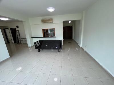 For Sale - St Michael's Condo