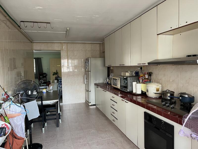 411 Commonwealth Avenue West, 411 Commonwealth Avenue West, Room Rental, 180 sqft, HDB Flat For Rent, by Joyce Chang Mui Lian, 60069538 - PropertyGuru.com.sg