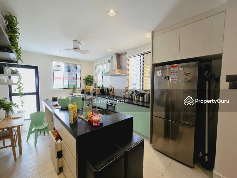 For Sale - Amazing Location Walkup