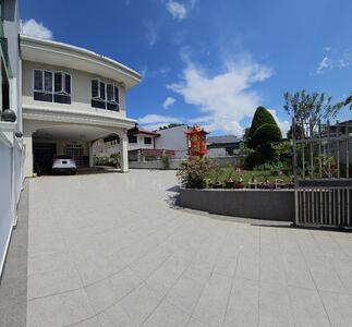 For Sale - Springleaf Garden