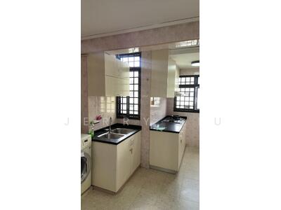 For Sale - 82 Commonwealth Close