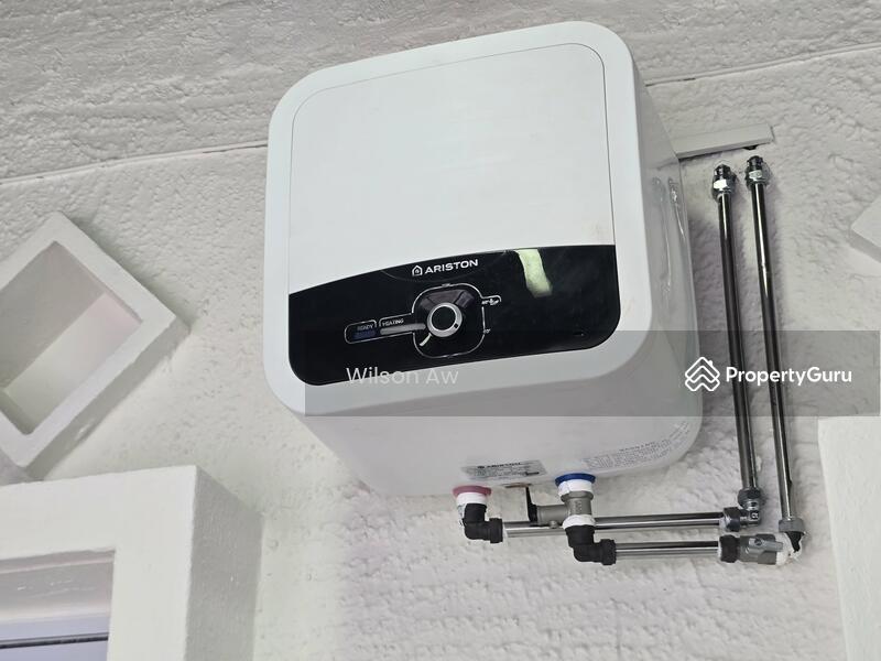 Storage water heater