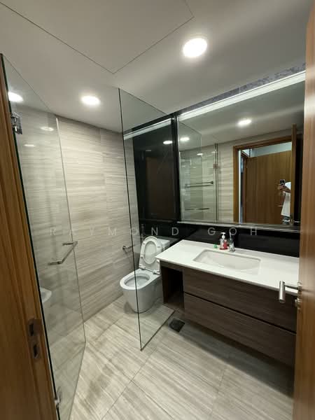 Watertown, 75 Punggol Central, 3 Bedrooms, 1,216 sqft, Condominium For Rent, by Raymond Goh, 60070166 - Bathroom - PropertyGuru.com.sg