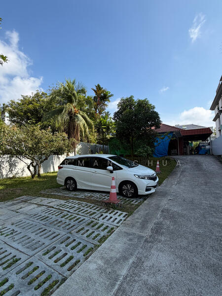 For Sale - ❤️ A Location You Want To Build Your Home At! ❤️ Perfect Plot & Size