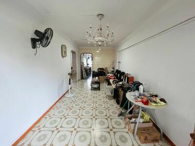 For Sale - 180 Ang Mo Kio Avenue 5