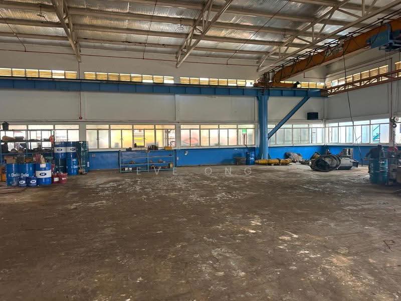 Gul / Ground / 10 Ton Crane / 600 amp, Gul Road, Boon Lay / Jurong / Tuas, 10,000 sqft, Factory / Workshop (B2) For Rent, by Eve Ong, 60070487 - CommercialGuru.com.sg