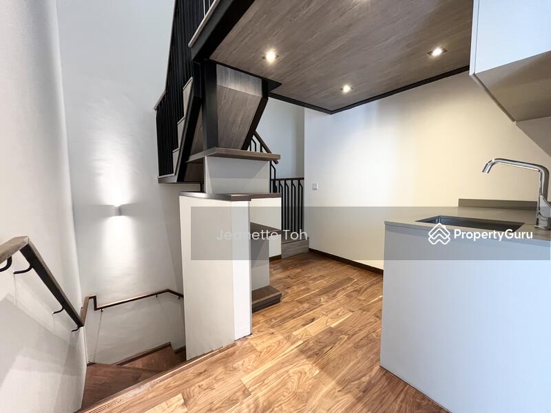 For Rent - Parksuites