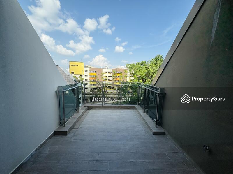 For Rent - Parksuites