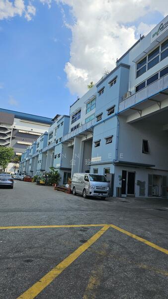 Penjuru Tech Hub, 8 Penjuru Place, 7,868 sqft, Factory / Workshop (B2) For Sale, by Lynn Lee  金玲, 60071038 - CommercialGuru.com.sg
