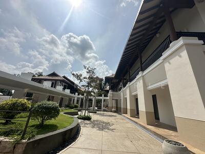 For Rent - BRIZAY PARK