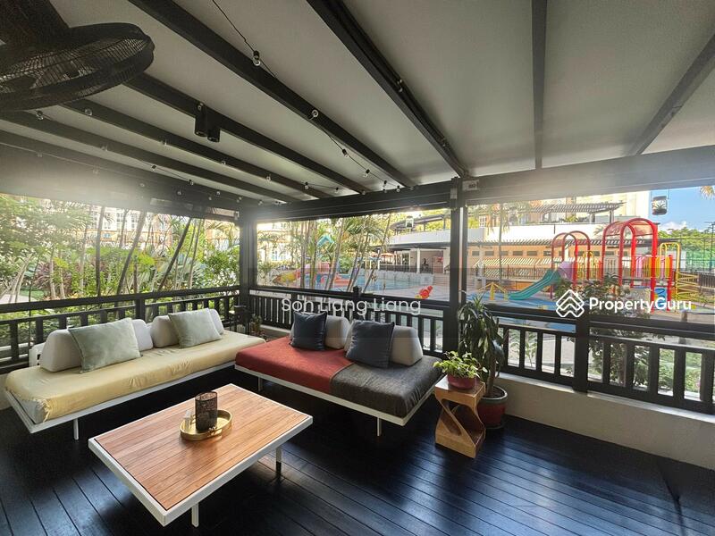 Patio Lounge