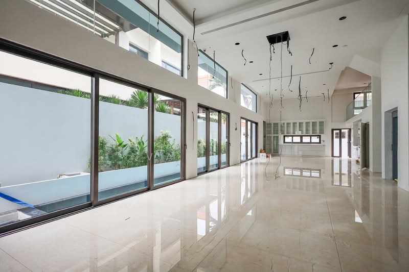 For Sale - Fernhill Road