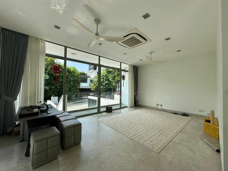 6 Jalan Ampang, Jalan Ampang, 6 Bedrooms, 5,500 sqft, Semi-Detached House For Rent, by Desmond Liew, 60071287 - Living Room - PropertyGuru.com.sg