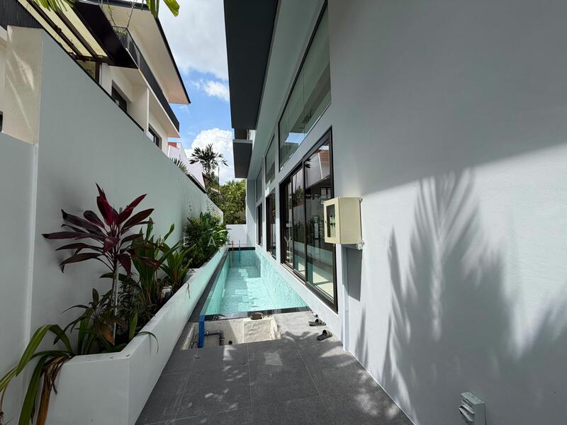 Fernhill Road Semi-Detached House For Sale at S$ 20,000,000 | PropertyGuru Singapore - Pool