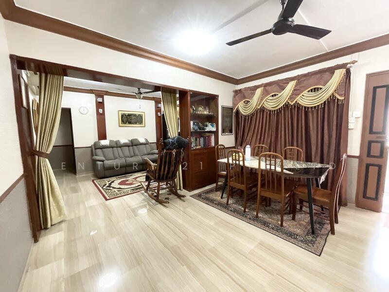 For Sale - 205C Compassvale Lane