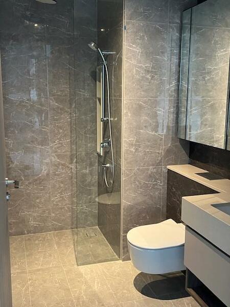 Dairy Farm Residences Condominium For Sale at S$ 1,250,000 | PropertyGuru Singapore - Bathroom