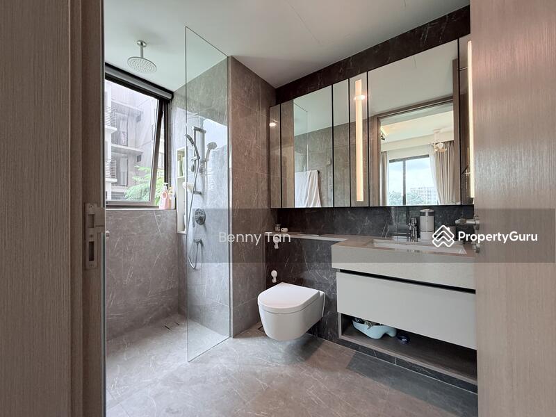 Masterbedroom toilet